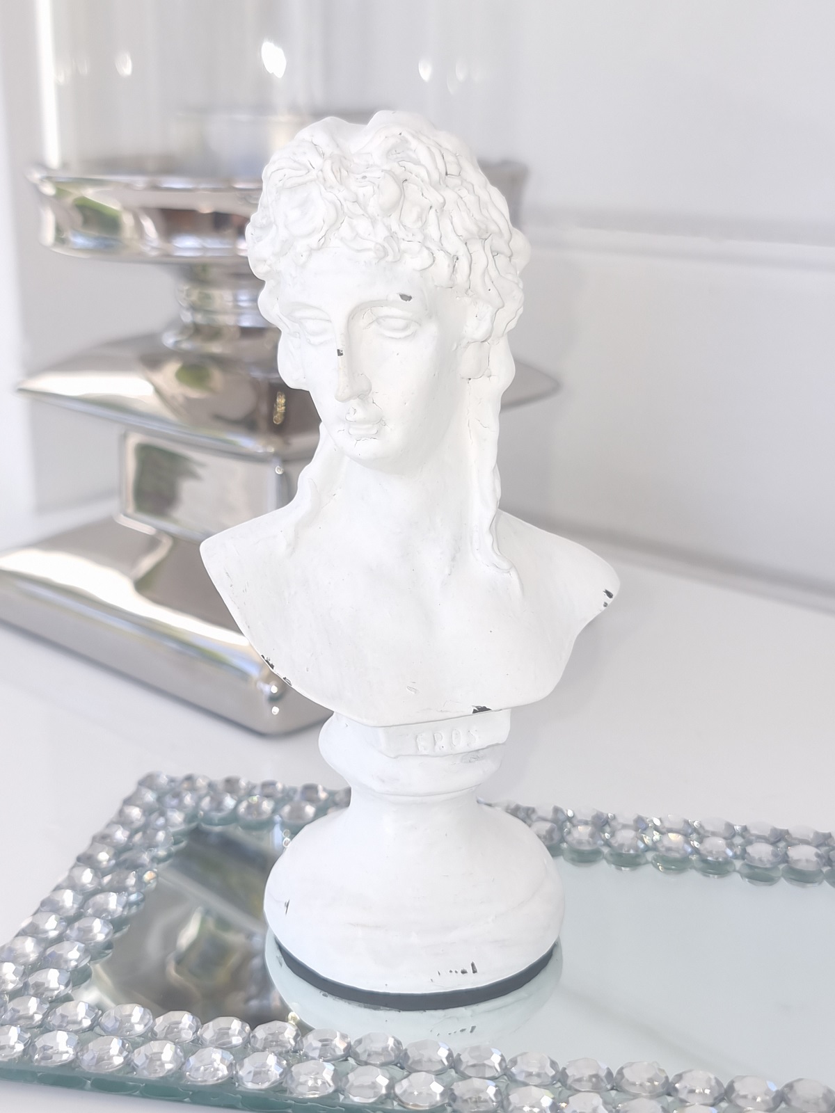 Roman Greek vit liten staty. Besök blickfång.se